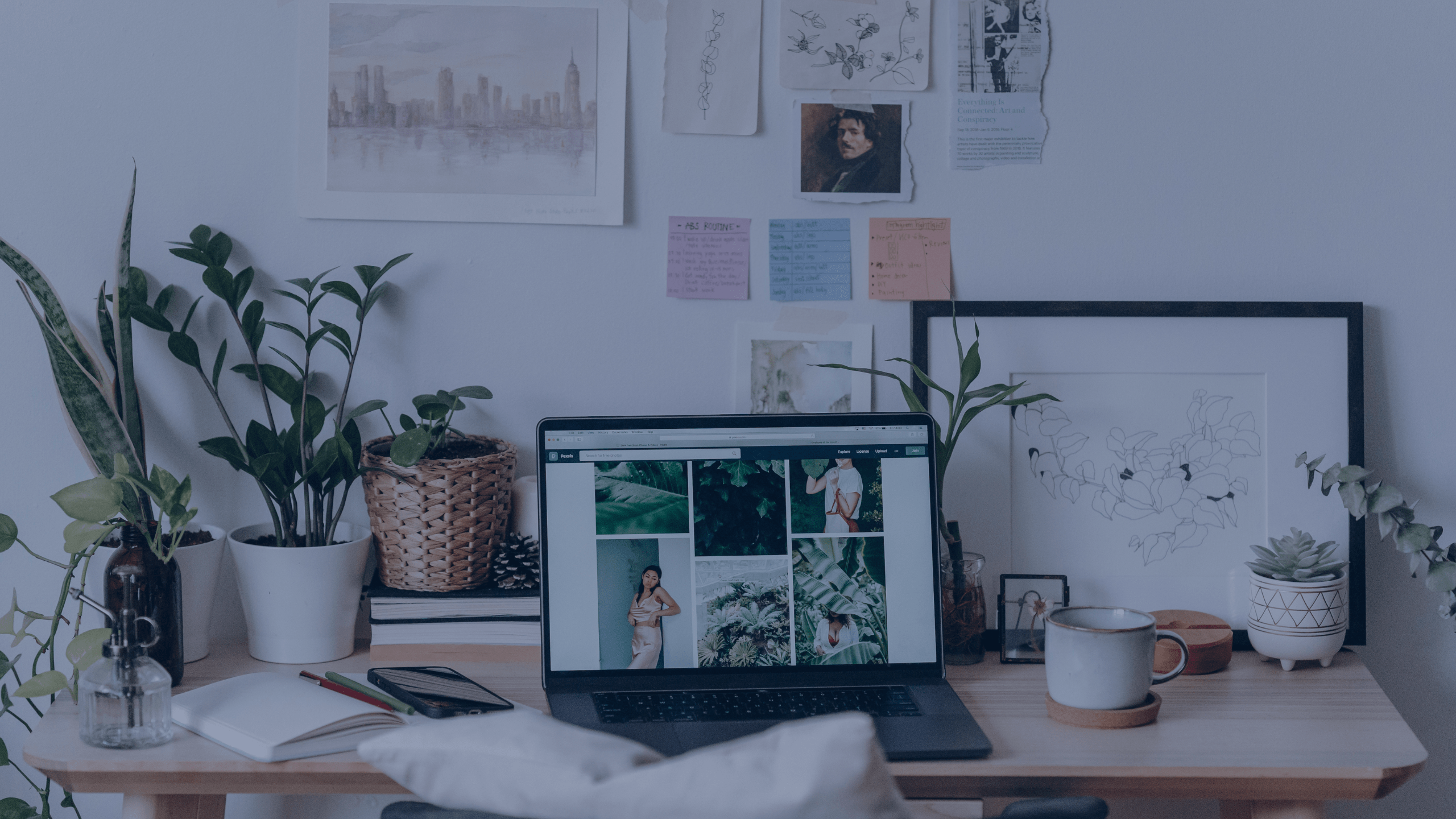 Productivity Workspace for Small Space