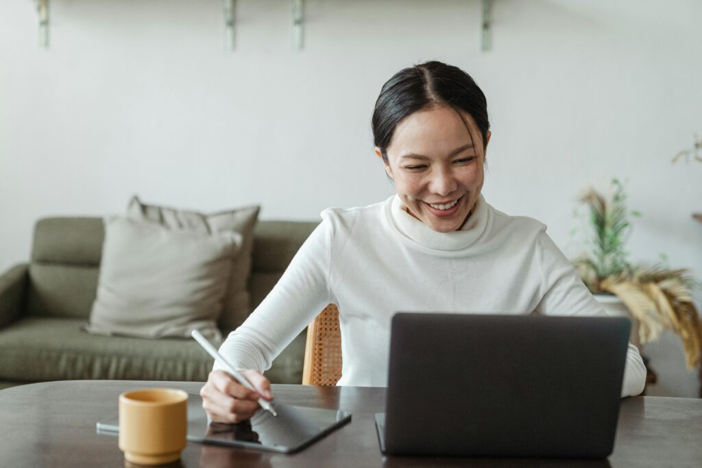 daily schedule for remote workers